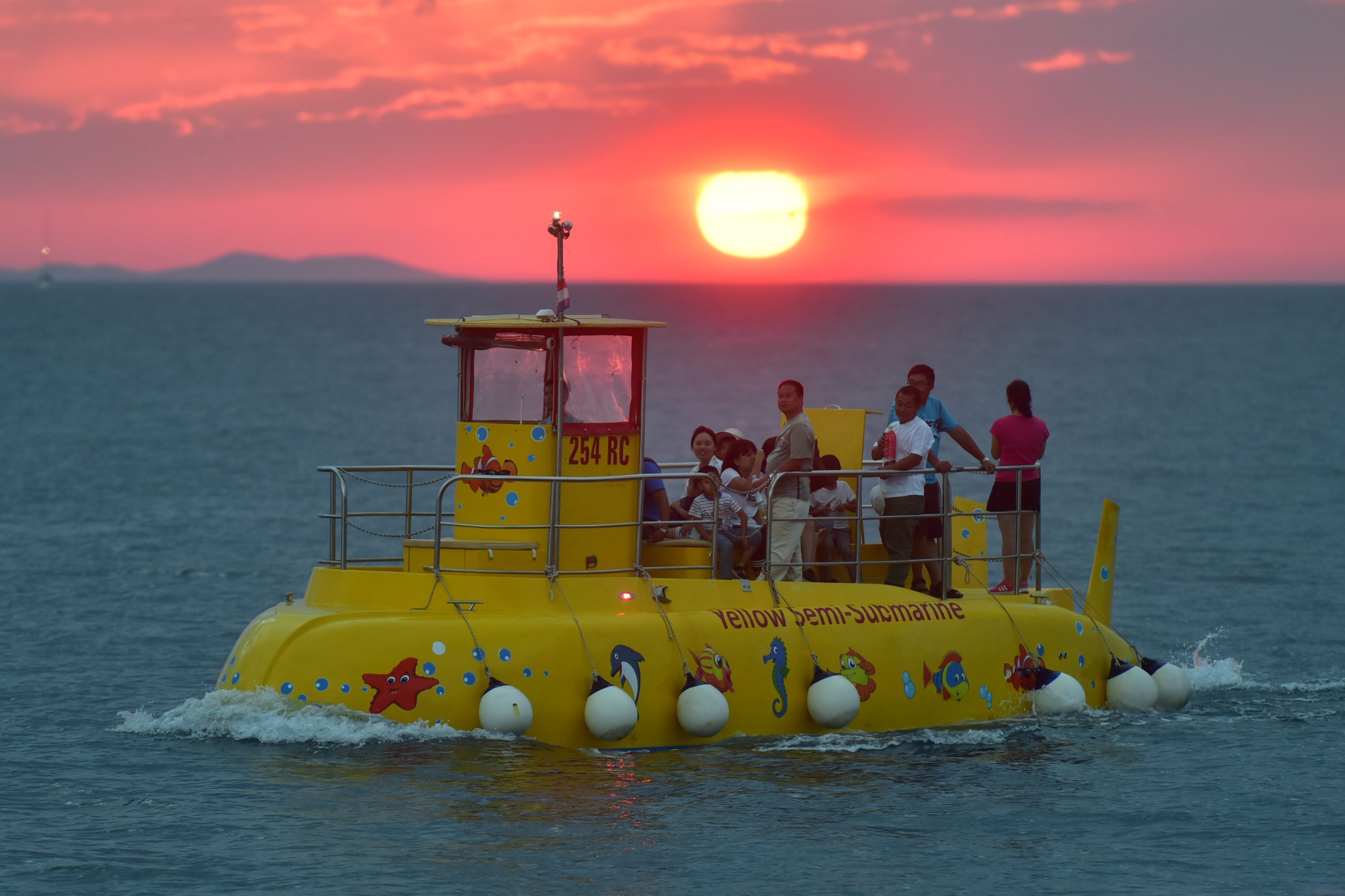 Желтая Подводная Лодка Фото — Картинки фотографии